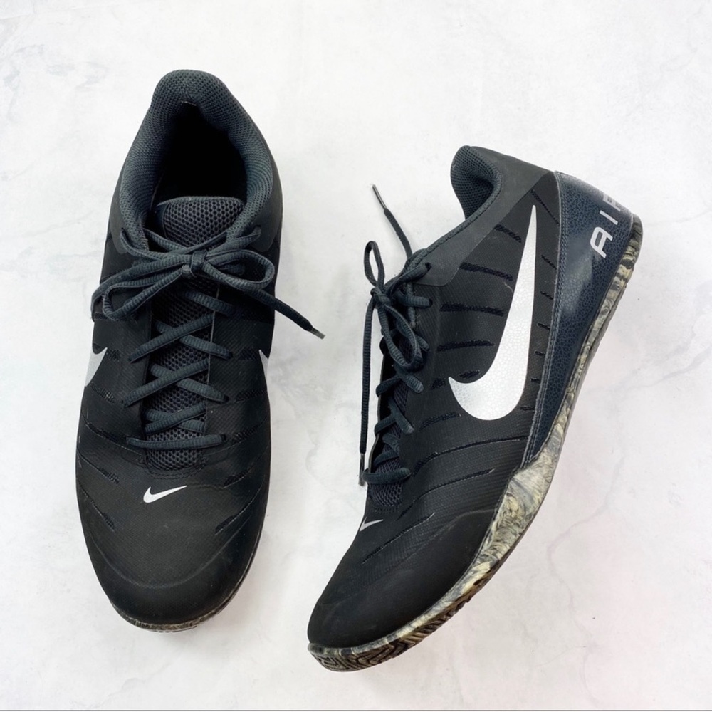 Nike Black and Gray Athletic Shoes